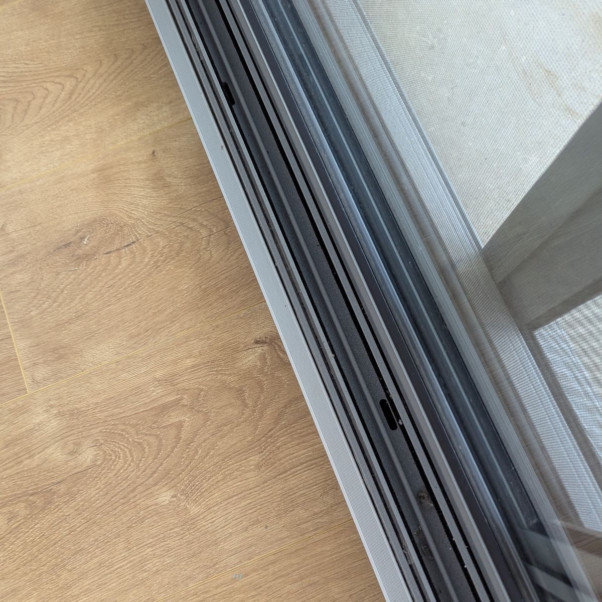 Kitchen, bathroom or living area cleaned by Royal Home Cleaning, photo 22