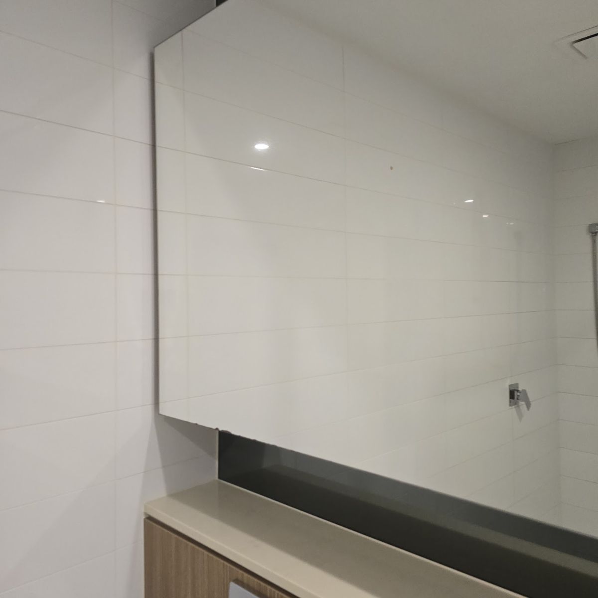 Kitchen, bathroom or living area cleaned by Royal Home Cleaning, photo 25